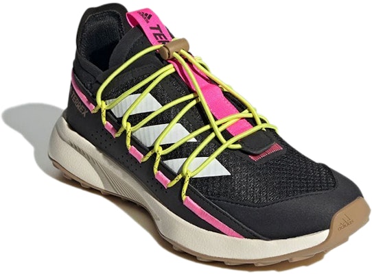 (W) 阿迪达斯 Terrex Voyager 21 '黑色尖叫粉' FW9410 Lookbook (W) 阿迪达斯 Terrex Voyager 21 '黑色尖叫粉' FW9410