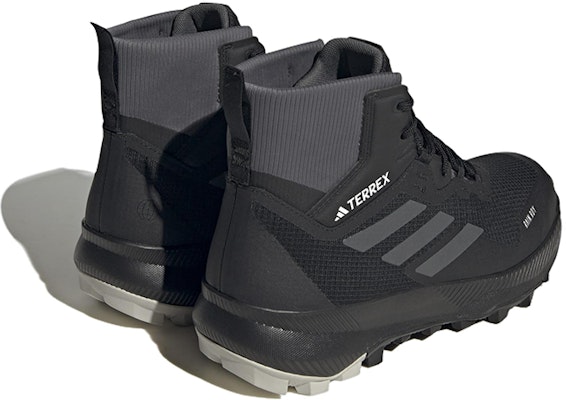 (W) adidas Terrex WMN Mid Rain.RDY 'Hitam Kelabu' HQ3556 Shop (W) adidas Terrex WMN Mid Rain.RDY 'Hitam Kelabu' HQ3556