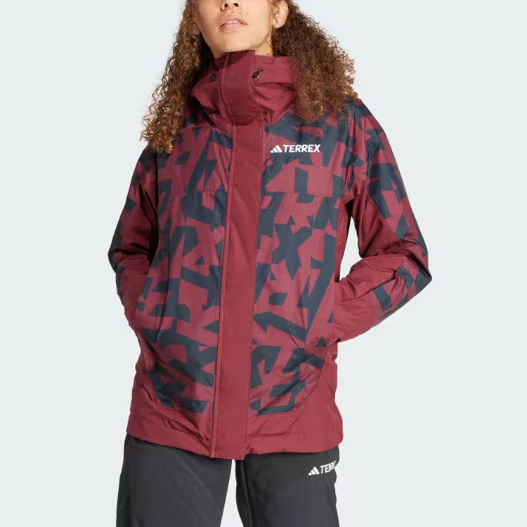 Lookbook (W) adidas Terrex Xperior 2L RAIN.RDY Jaket Ski Isolasi Shadow Red. IB1070