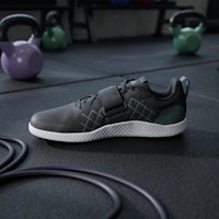 Adidas The Total Weightlifting Negro/Core Negro/Gris Seis JP9870 Sizing Adidas The Total Weightlifting Negro/Core Negro/Gris Seis JP9870