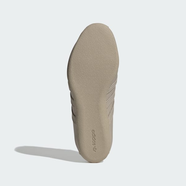 Shop (W) adidas Tokyo MJ 運動鞋 奇蹟米色/奇蹟米色/奇蹟米色 KI3025
