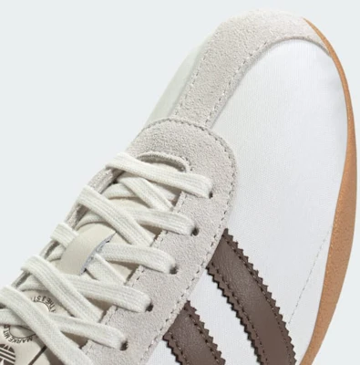 (W) adidas Tokyo Off White/Earth Strata/Gold Metallic Herren/Damen Sneaker IH3994 1