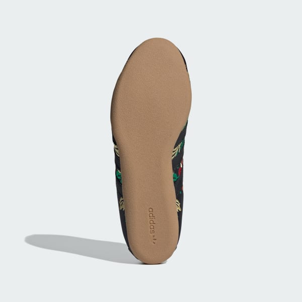 Lookbook (Women) Adidas Tokyo Sneakers Cream White/Gold Metallic/Gum JR1494