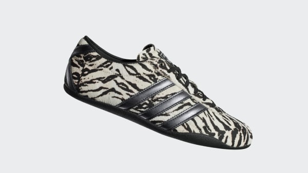 Order (W) Adidas Tokyo Sneakers Off White/Core Black/Wonder White KI4173