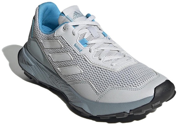 (W) adidas Tracefinder Trail 'Dash Kelabu Awan Langit' Q47241 Lookbook (W) adidas Tracefinder Trail 'Dash Kelabu Awan Langit' Q47241