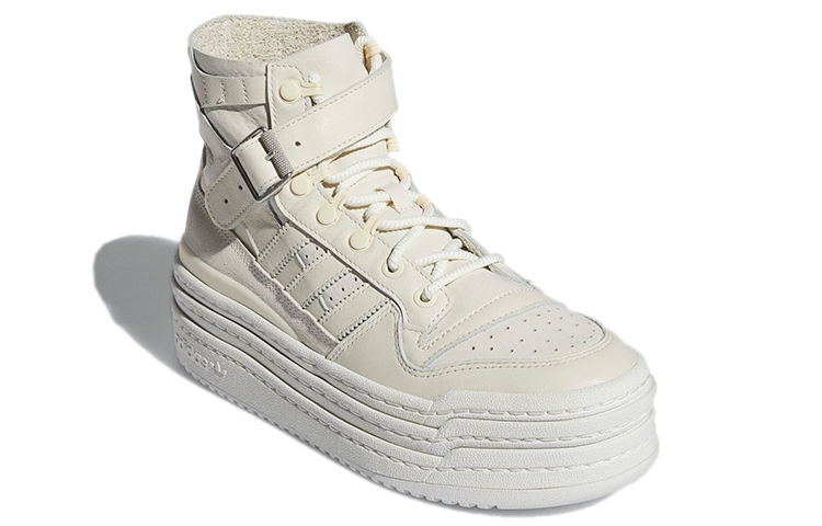 Lookbook (W) adidas Triple Platforum High ''Bianco Triplo'' S42803