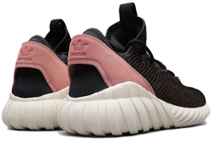 adidas originals Tubular系列 防滑耐磨 低筒 休閒鞋 女款 黑粉 Shop adidas originals Tubular系列 防滑耐磨 低筒 休閒鞋 女款 黑粉