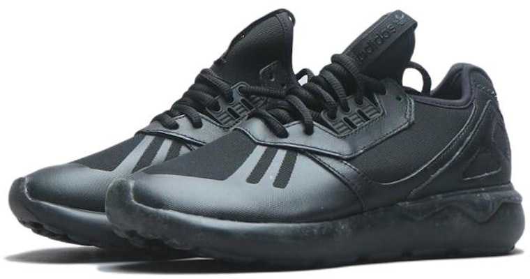 (W) adidas Tubular Runner 'Triple Black' Hitam Penuh B25089 Lookbook (W) adidas Tubular Runner 'Triple Black' Hitam Penuh B25089