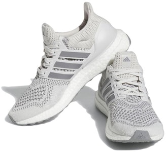 (W) アディダス ウルトラブースト 1.0 グレー HQ4205 Lookbook (W) アディダス ウルトラブースト 1.0 グレー HQ4205