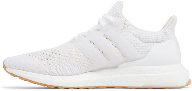 (W) adidas UltraBoost 1.0 'Putih Karet' ID9689 Lookbook (W) adidas UltraBoost 1.0 'Putih Karet' ID9689