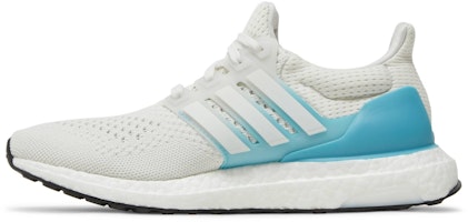 (W) adidas UltraBoost 1.0 'Putih Preloved Biru' HQ6440 Lookbook (W) adidas UltraBoost 1.0 'Putih Preloved Biru' HQ6440