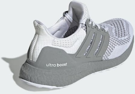 (W) 아디다스 울트라부스트 1.0 클라우드 화이트/실버 메탈릭/실버 메탈릭 JQ5903 Details for (W) 아디다스 울트라부스트 1.0 클라우드 화이트/실버 메탈릭/실버 메탈릭 JQ5903