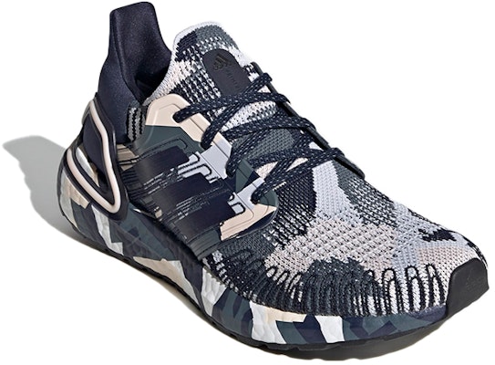 (W) adidas UltraBoost 20 'Pola Geometrik - Biru Tua' FV8357 Lookbook (W) adidas UltraBoost 20 'Pola Geometrik - Biru Tua' FV8357