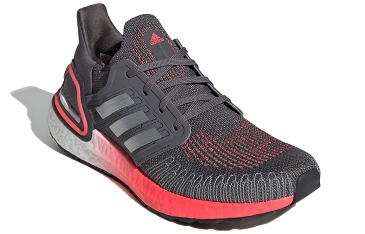 Lookbook adidas Ultraboost 20 女款 灰銀粉