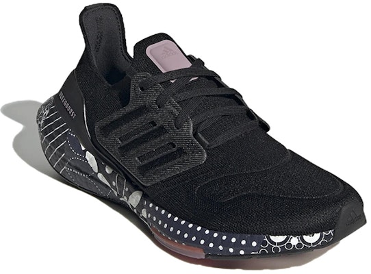 (Women) adidas UltraBoost 22 'Black Mandala' GW6914 Lookbook (Women) adidas UltraBoost 22 'Black Mandala' GW6914
