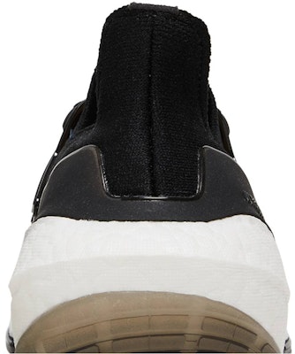 (女性)adidas UltraBoost 22 '黑白' GX5591 Sizing (女性)adidas UltraBoost 22 '黑白' GX5591