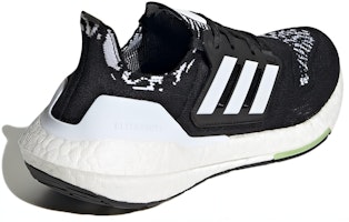 (女性)adidas UltraBoost 22 '黑白幾近萊姆' GX8019 Shop (女性)adidas UltraBoost 22 '黑白幾近萊姆' GX8019