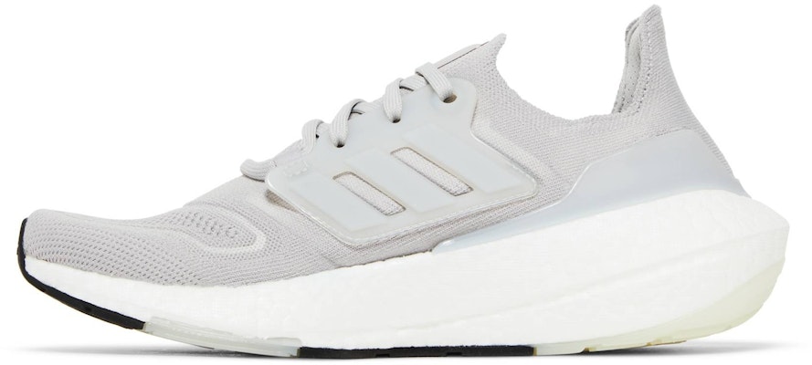 (Women) adidas UltraBoost 22 'Triple Grey' GX5594 Lookbook (Women) adidas UltraBoost 22 'Triple Grey' GX5594