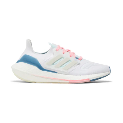 (W) adidas UltraBoost 22 'White Almost Blue'