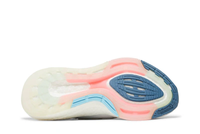 (Women) adidas UltraBoost 22 'White Almost Blue' GX5929