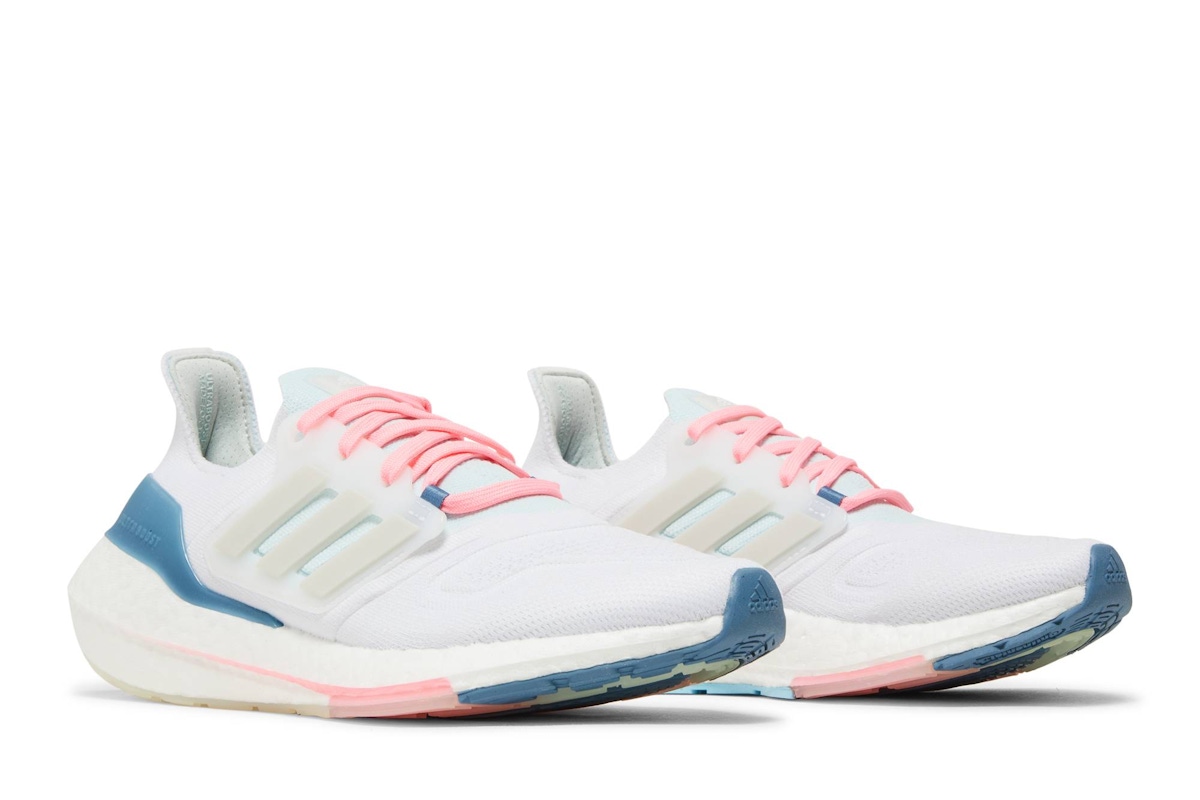 (Women) adidas UltraBoost 22 'White Almost Blue' GX5929