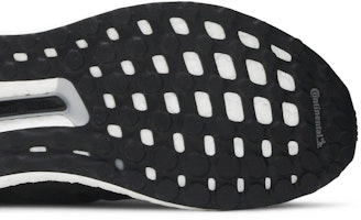 (W) 阿迪达斯UltraBoost 3.0“核心黑” S80682 Purchase (W) 阿迪达斯UltraBoost 3.0“核心黑” S80682