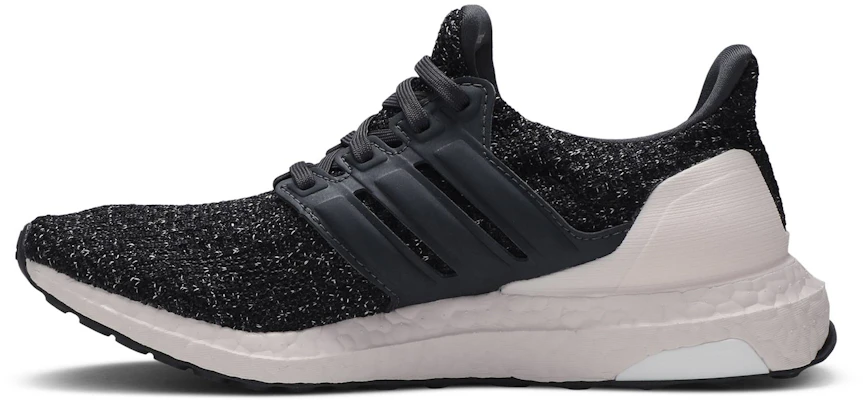 (W) 阿迪达斯UltraBoost 4.0 '黑色兰花' DB3210 Lookbook (W) 阿迪达斯UltraBoost 4.0 '黑色兰花' DB3210