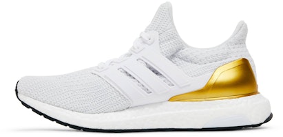 (W) adidas UltraBoost 4.0 DNA 'Putih Emas' FZ4009 Lookbook (W) adidas UltraBoost 4.0 DNA 'Putih Emas' FZ4009