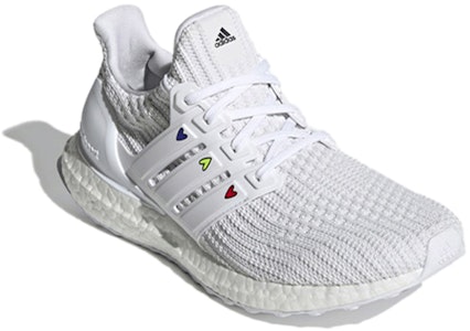(W) adidas UltraBoost 4.0 DNA 'Hati Putih' GZ9232 Lookbook (W) adidas UltraBoost 4.0 DNA 'Hati Putih' GZ9232