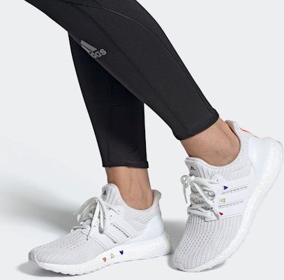 (Women) adidas UltraBoost 4.0 DNA 'White Hearts' GZ9232 Sizing (Women) adidas UltraBoost 4.0 DNA 'White Hearts' GZ9232