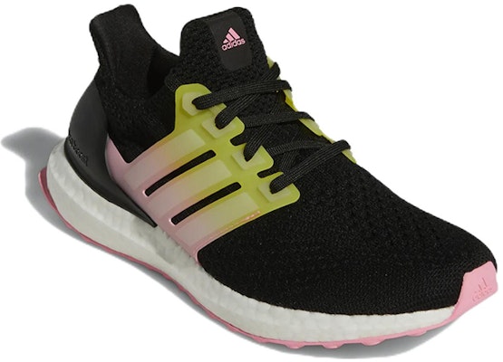 (W) adidas UltraBoost 5.0 DNA 'Negro y Rosa Beam' GV8732 Lookbook (W) adidas UltraBoost 5.0 DNA 'Negro y Rosa Beam' GV8732