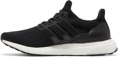 (W) adidas UltraBoost 5.0 DNA 'Hitam Putih' GV8744 Lookbook (W) adidas UltraBoost 5.0 DNA 'Hitam Putih' GV8744