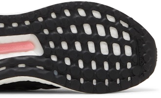 (W) adidas UltraBoost 5.0 DNA 'Hitam Putih' GV8744 Purchase (W) adidas UltraBoost 5.0 DNA 'Hitam Putih' GV8744