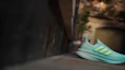 Lookbook (W) Adidas Ultraboost 5 Laufschuhe Blau/Hi-Res Gelb/Halo Mint JQ2911