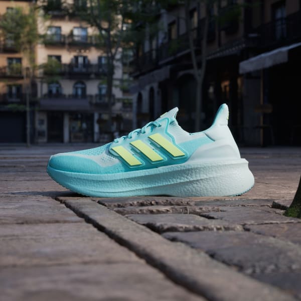 Cheap (W) Adidas Ultraboost 5 Laufschuhe Blau/Hi-Res Gelb/Halo Mint JQ2911