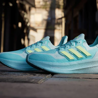 (W) Adidas Ultraboost 5 Laufschuhe Blau/Hi-Res Gelb/Halo Mint JQ2911 2