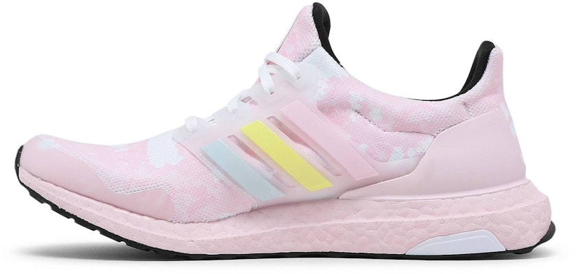 (W) adidas UltraBoost 'Merah Jambu Pastel' H02810 Lookbook (W) adidas UltraBoost 'Merah Jambu Pastel' H02810