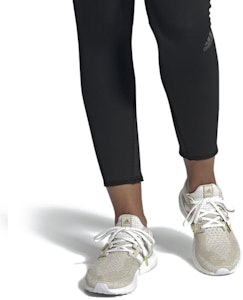 adidas Ultraboost Dna 女款 灰白色 Sizing adidas Ultraboost Dna 女款 灰白色