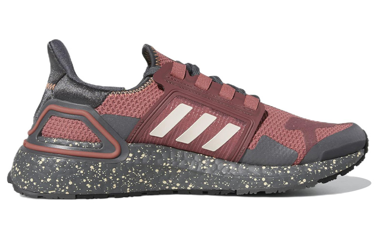 Lookbook (W) adidas UltraBoost DNA City Xplorer ''Wonder Red'' Sneaker GV8699