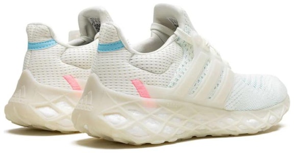 (W) adidas UltraBoost Web DNA 'Off White' Putih Susu GX2138 Lookbook (W) adidas UltraBoost Web DNA 'Off White' Putih Susu GX2138