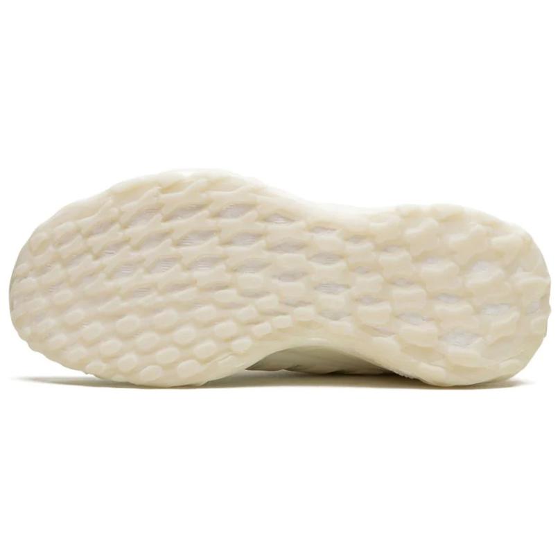 Shop (W) 阿迪达斯UltraBoost Web DNA '米白色' GX2138