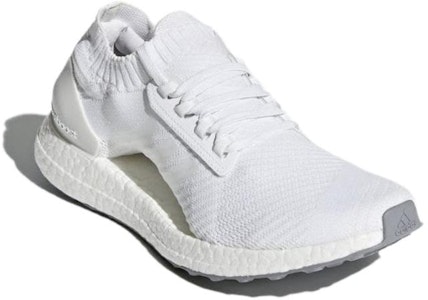 (W) adidas UltraBoost X 'Putih Triple' BB6161 Lookbook (W) adidas UltraBoost X 'Putih Triple' BB6161