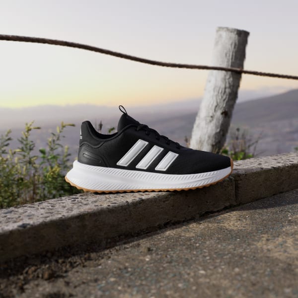 Lookbook (W) adidas X_PLR Pass 黑色/白色/黑色 JH6356