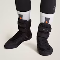 Shop (W) adidas x Stella McCartney Rasant 2.0 Laufschuhe Schwarz/Schwarz/Off White KJ1039