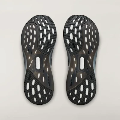 阿迪达斯 Y-3 Ultraboost 跑鞋 黑色/灰黑/轨道灰 JR6647 Shop 阿迪达斯 Y-3 Ultraboost 跑鞋 黑色/灰黑/轨道灰 JR6647