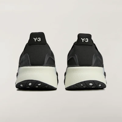 阿迪达斯 Y-3 Ultraboost 跑鞋 黑色/灰黑/轨道灰 JR6647 Details for 阿迪达斯 Y-3 Ultraboost 跑鞋 黑色/灰黑/轨道灰 JR6647