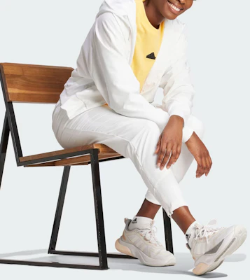 (W) 阿迪达斯 Z.N.E 白色简约logo设计连帽拉链夹克 IN9483 Purchase (W) 阿迪达斯 Z.N.E 白色简约logo设计连帽拉链夹克 IN9483