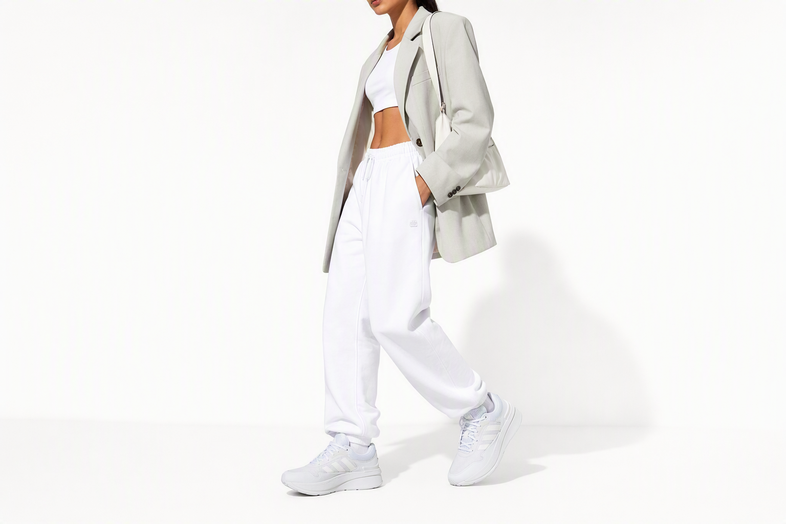 Order (W) adidas ZNCHILL Lightmotion+ ''Triple White'' Sneaker Damen Herren Weiß HP6089