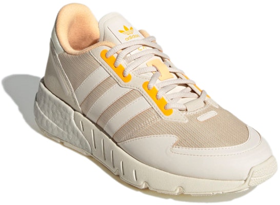 (W) ZX 1Kブースト ワンダーホワイト/アシッドオレンジ GZ9173 Lookbook (W) ZX 1Kブースト ワンダーホワイト/アシッドオレンジ GZ9173