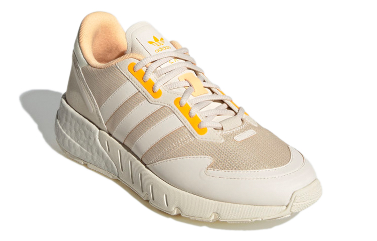 Lookbook adidas originals ZX 1K Boost 復古百搭運動鞋 女款 米色